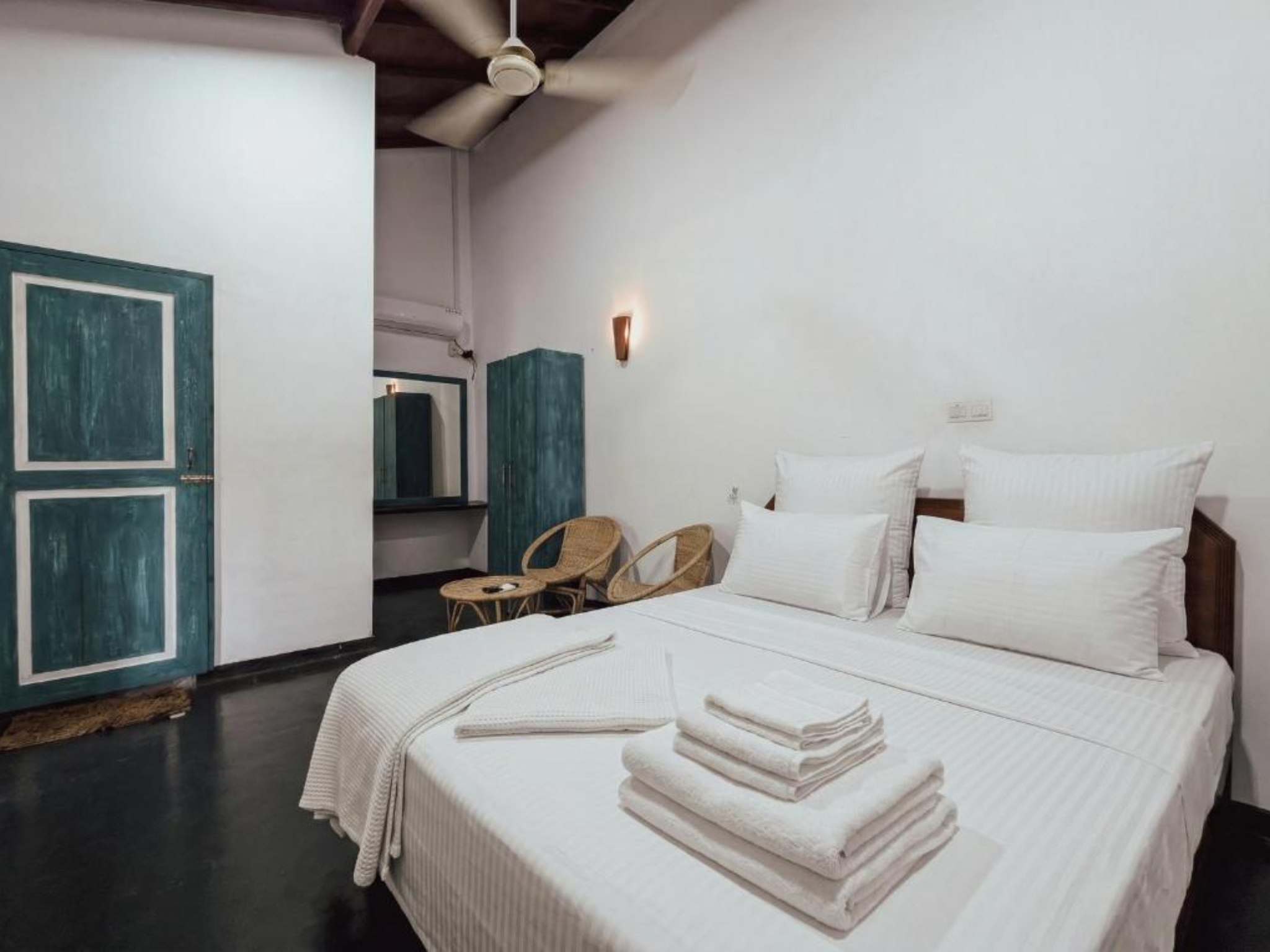Deluxe Room View 1